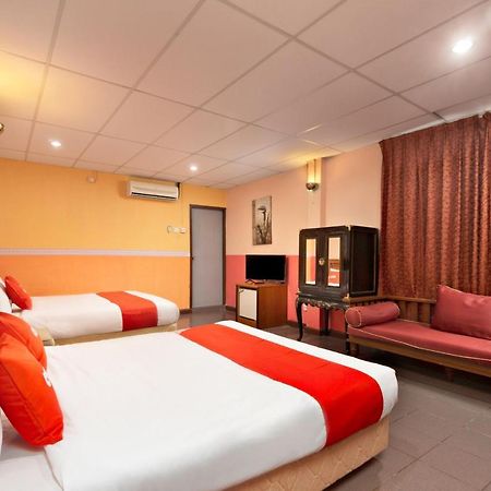 Hotel Dj Palace Lumut Zewnętrze zdjęcie