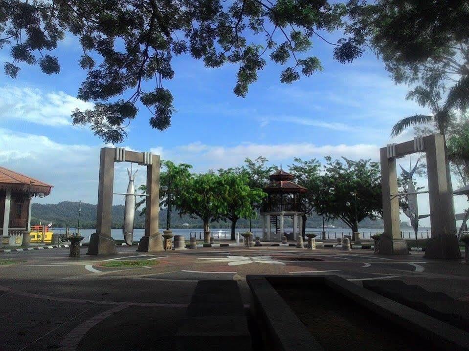 Hotel Dj Palace Lumut Zewnętrze zdjęcie