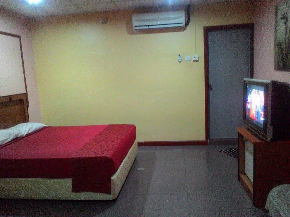 Hotel Dj Palace Lumut Zewnętrze zdjęcie