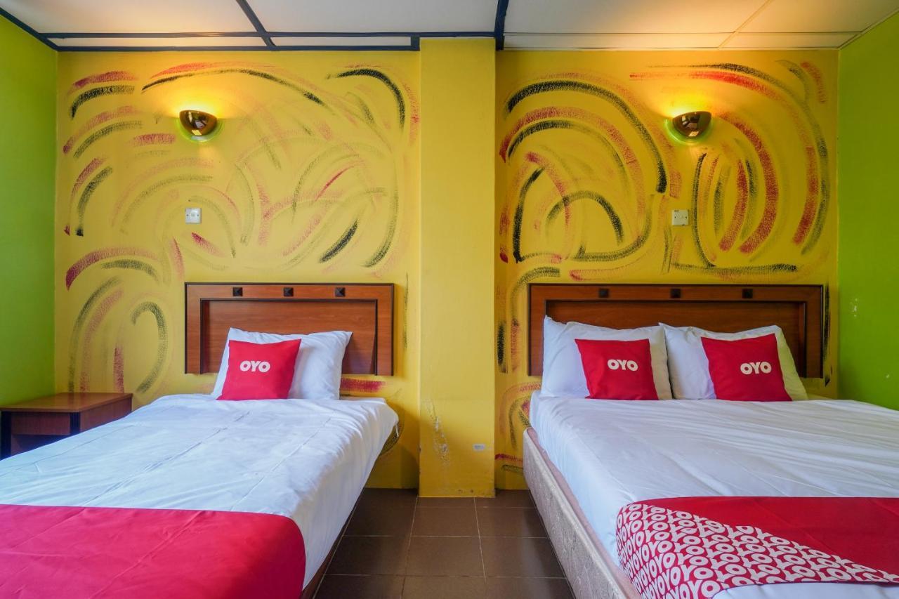 Hotel Dj Palace Lumut Zewnętrze zdjęcie