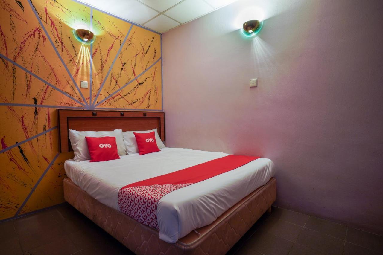 Hotel Dj Palace Lumut Zewnętrze zdjęcie